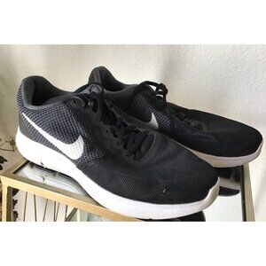 Nike Men's Running Shoes Size 10W Black/White Mesh Lightweight Breathable Athlet